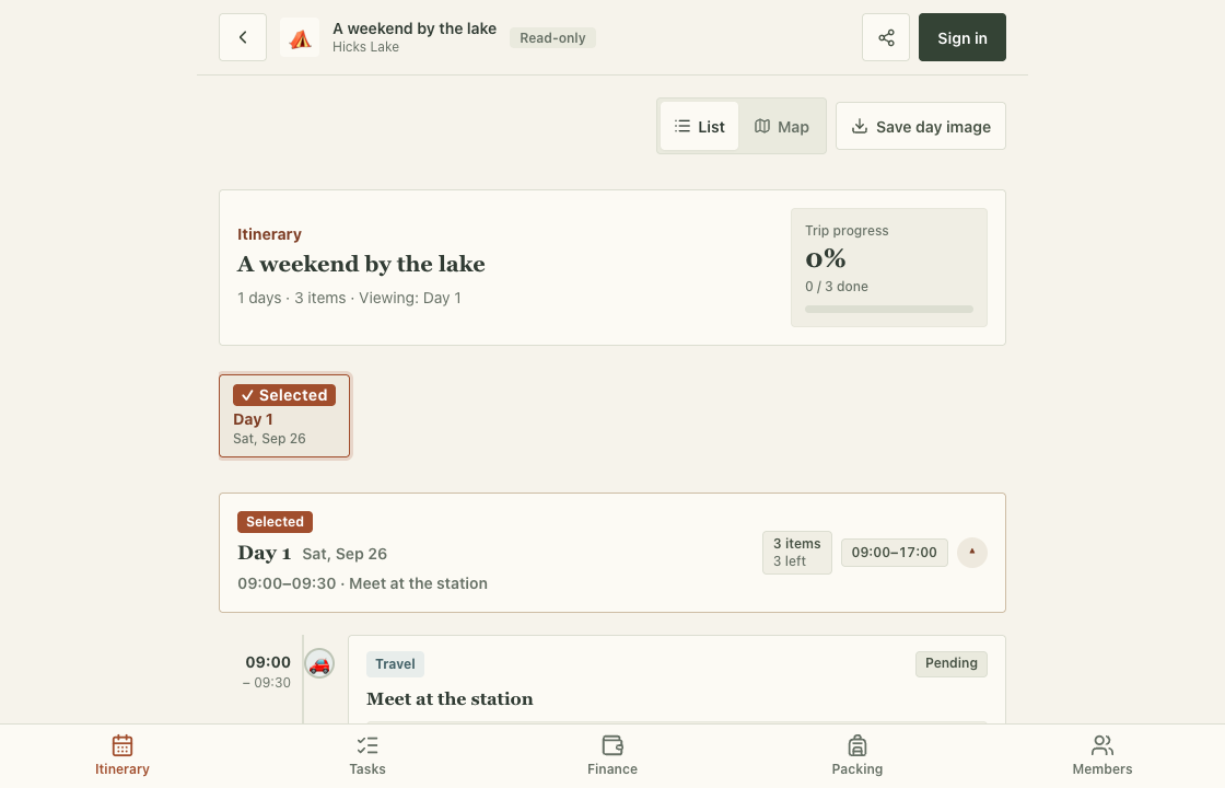 Camping itinerary screen with sample stops for a weekend by the lake, day selection, progress and trip navigation.